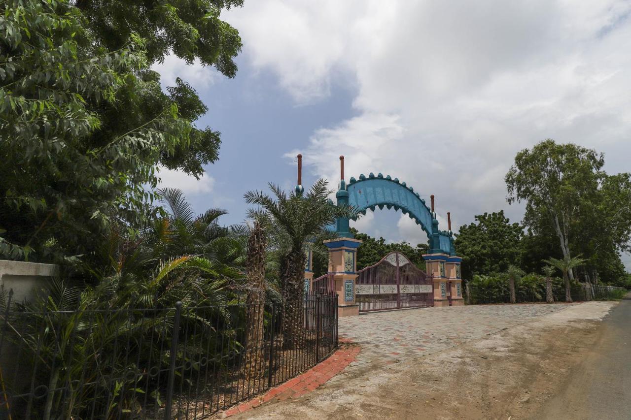 Capital O 49279 Chhab Chhaba Chhab Water Fun Park & Resort Damka Ngoại thất bức ảnh