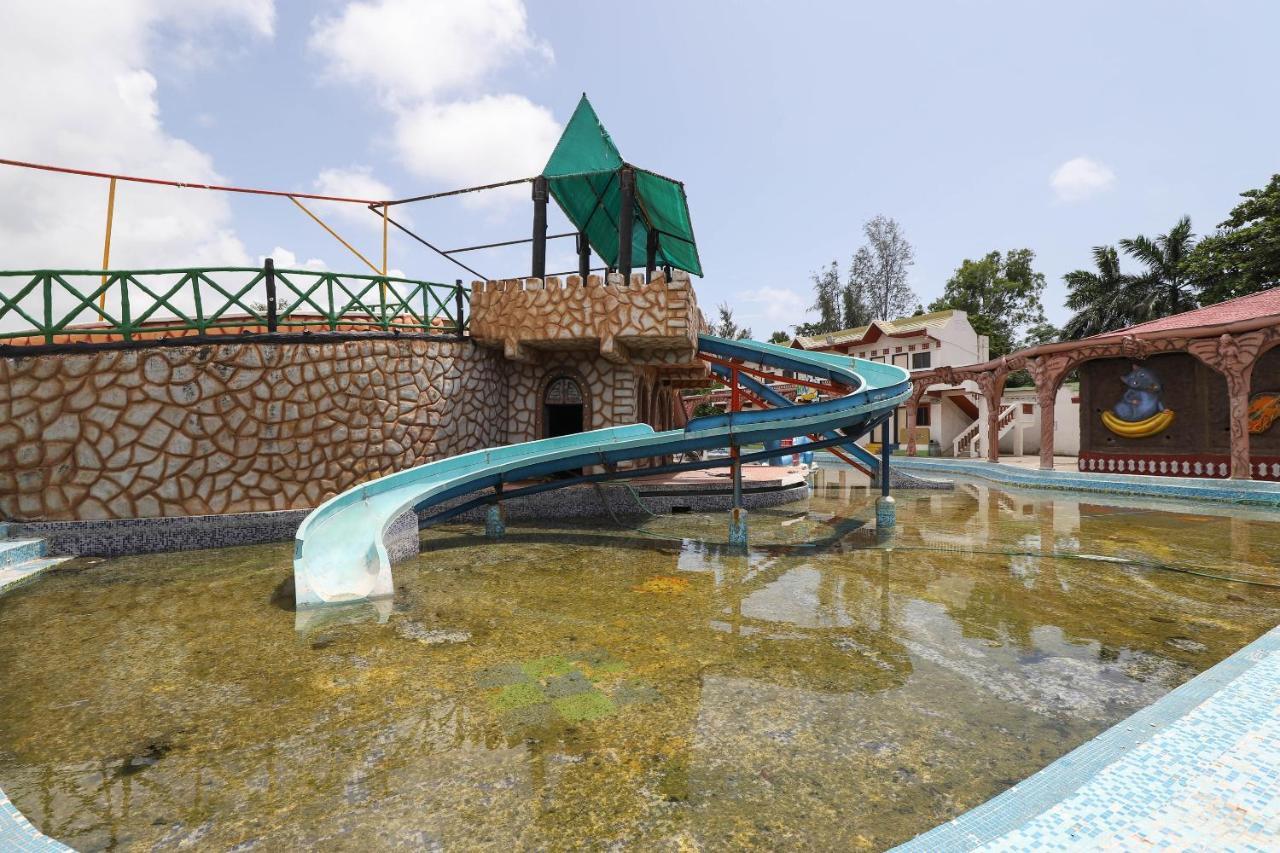 Capital O 49279 Chhab Chhaba Chhab Water Fun Park & Resort Damka Ngoại thất bức ảnh